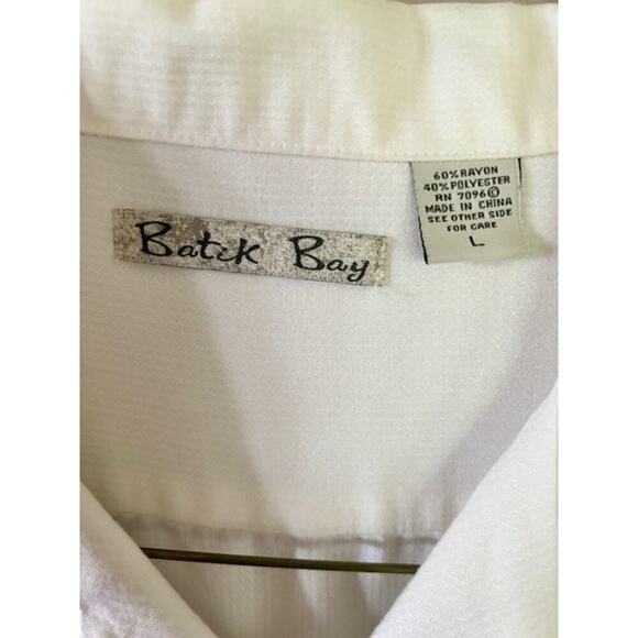 Back Bay Men’s Palm Tree Embroidered Camp Shirt – Size L – White - Picture 5 of 6